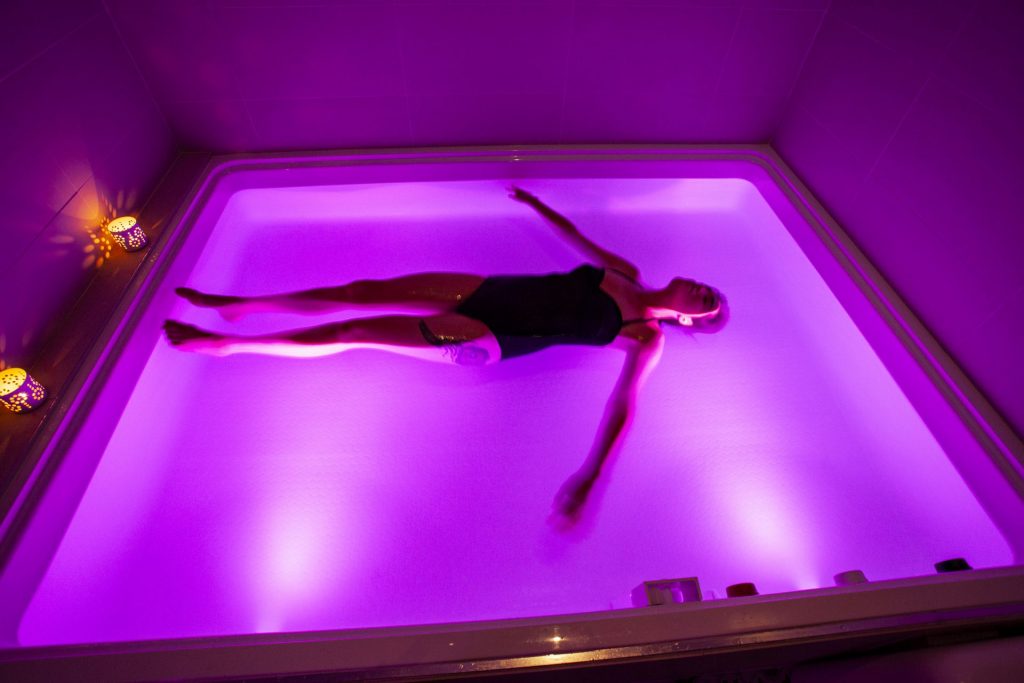 Floatation pool